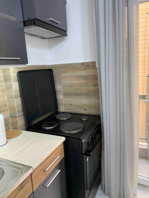 Lux Appartment , 3 Rooms Full Extra , City Center Thessaloniki Exterior photo